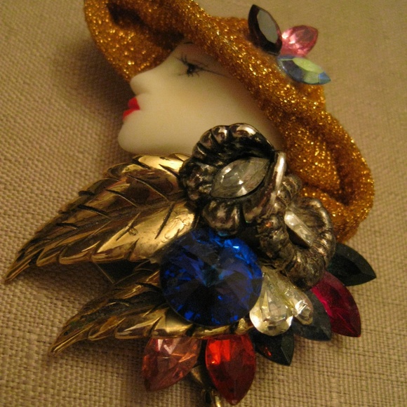 BONETTO Watch Brooch Blue Rivoli Pear RHINESGTONES - Picture 6 of 8